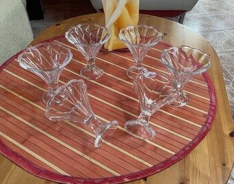 Retro dezertné poháre