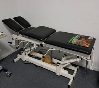 Chiroprakticke masážne lehátko