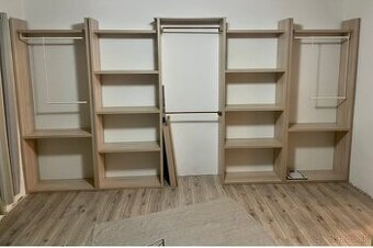 Šatníková skriňa 2,5x5m