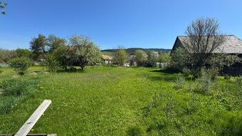 Stavebný pozemok v obci Harichovce - 1 257m2