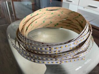 LED pásik +24V