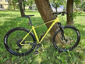 Predam horsky bicykel SCOT Scale 970 v TOP stave. Ram velko