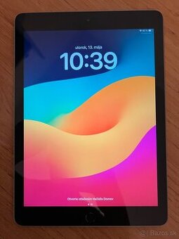 Pad 6. generácie 32 GB Wi-Fi – sivý, super stav