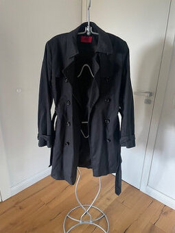 Kabat (balonak) Hugo Boss/velkost 36