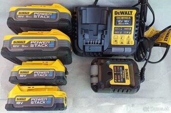 Baterie DeWalt 5Ah 1,7Ah 18V Power Stack a nabíječka DCB1104
