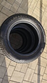 Pneu celoroč. 185/60 R15 88H