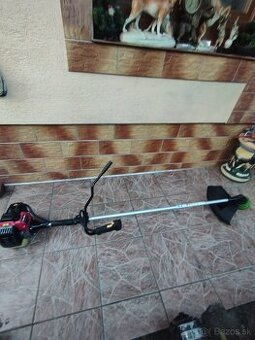 Krovinorez homelite HBC45 SB