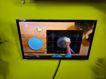 Panasonic  TX-L42E5E - 1