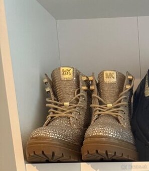 Predám dámske takmer nové topánky Michael Kors