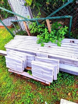 Betónové plotové panely – vzor bridlica