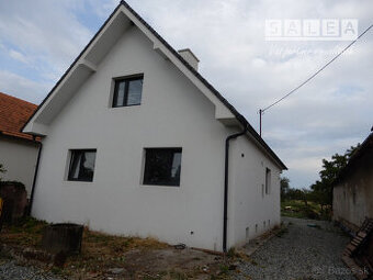 Pekný rodinný dom, 300 m2, kompletná rekonštrukcia, Hronské 