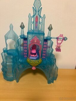 Ľadový zámok svietiaci My little pony