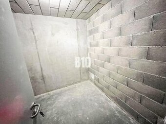 GARÁŽOVÝ PARKING A SKLADOVÝ PRIESTOR V PROJEKTE RNDZ - ul. E