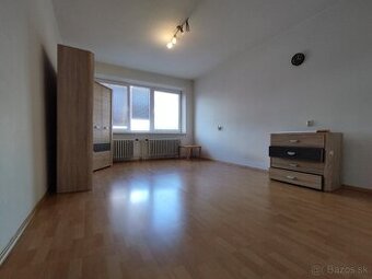 Prenajmem 1i byt v Trenčíne.