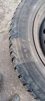 Zimné pneumatiky 215/55R16