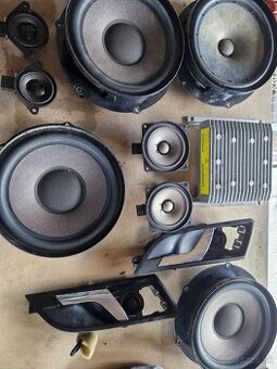 Reproduktory Škoda Superb 2