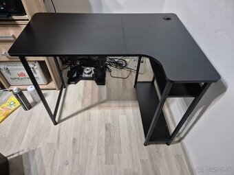 Herný PC stôl