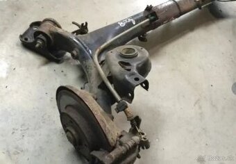 Peugeot 3008 - zadní náprava. Model 2010 - 1