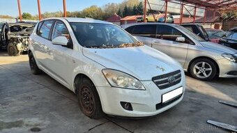 Kia Ceed 1,4i 77kw, kód: G4FA