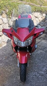 3567€ Honda Pan European 1300 ST rv-2005 93kw ABS 92123km a