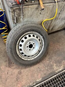 Mercedes Vito rezerva