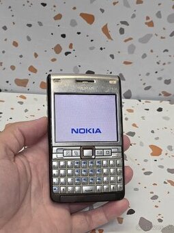 NOKIA E61i 》Type RM-227 》 Model E61i-1