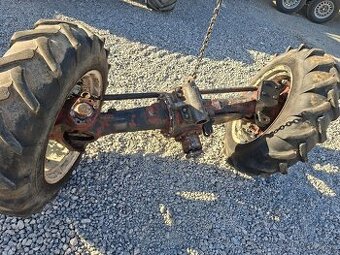 Predam predny nahon,tazka predna naprava traktor Zetor