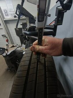 195/60R18