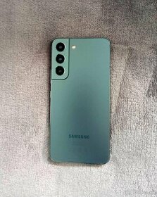 Samsung galaxie s22 green