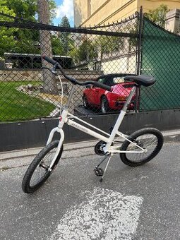 Custom mestský bicykel