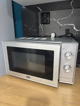 BEKO mikrovlnka