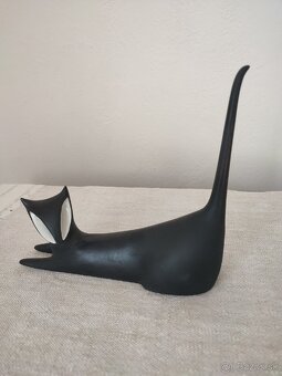 Royal dux čierna mačka brusel porcelánová soška