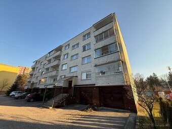 3 izbový byt s dvoma balkónmi a garážou Trenčín - Kubrá