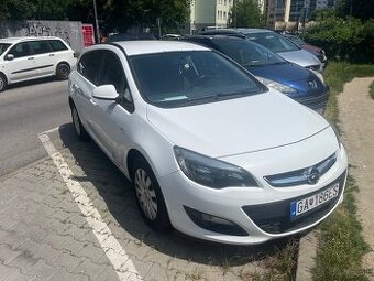 Opel Astra J 1.6 85kw