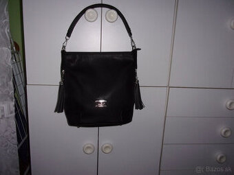 Kabelka čierna
