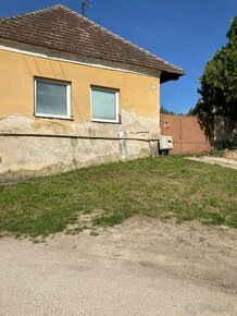 Predám starší rodinný dom.