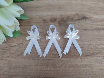 Svadobné pierka smotanové