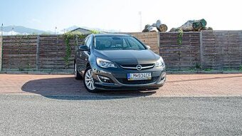 Opel Astra Sport Tourer ST 1.4 Turbo 140k, 103KW, M6, 5d