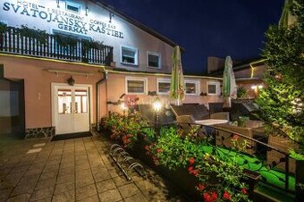 EXKLUZÍVNE - PREDAJ - HOTEL Liptovský Ján, 25 izieb, 7334 m2