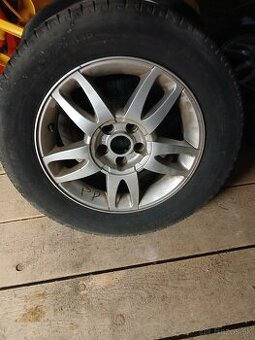 Predám elektrony ..