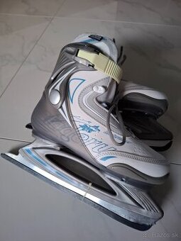 Korčule na ľad Bladerunner 36