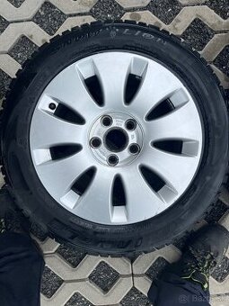 Predá Audi disky R16 (5x112) s zimnými pneu 205/55 R16