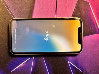 iPhone XR 128GB Biely 84 % batéria