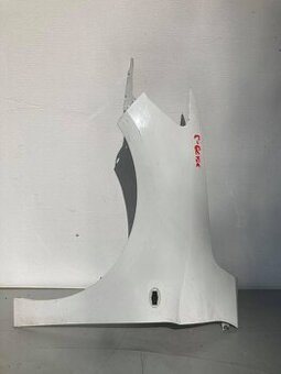 CITROEN C-ELYSEE 12- ĽAVÝ PREDNÝ BLATNÍK