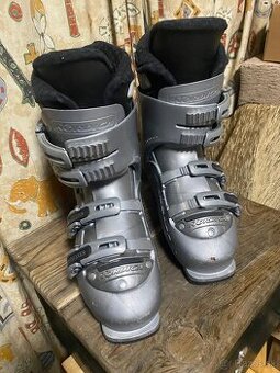 NORDICA Dámske lyžiarky 250-255