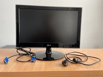 LG Flatron W2040S – 20" LCD monitor s káblami