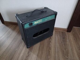 20W Gitarové kombo Stagg 20 GA R