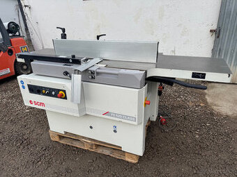 Srovnávačka s protahem SCM FS 520 CLASS