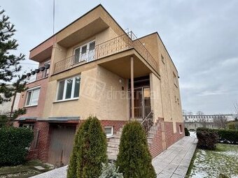 Sveltý 4-izb RD s praktickou 5 á záhradou