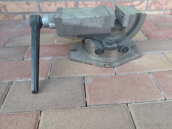 Predam otočno vyklopny zverak 100mm